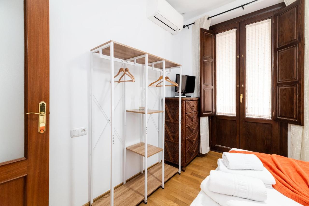 Apart. Santa Paula En Granada Exterior photo